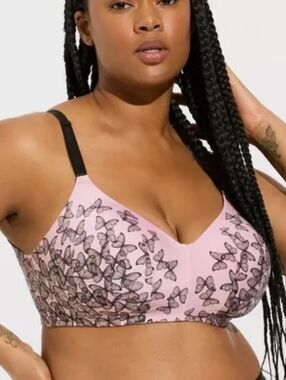 🆕️🦋TORRID BUTTERFLY 46B 360° BACK SMOOTHING BRA🦋